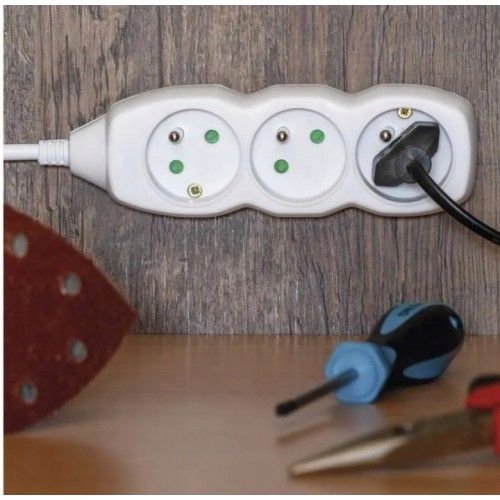 Przedłużacz 4-gniazda z/u 3m /H05VV-F 3G1/ biały P0413