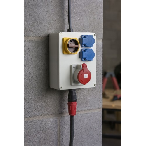 Rozdzielnica R-BOX 240, 1x32A/5p, 2x230 449554