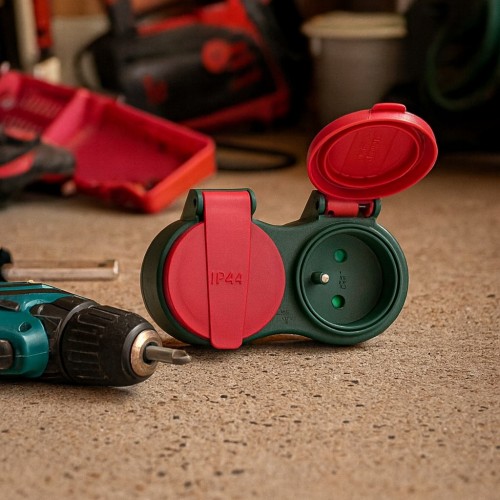 Gniazdo rozgałęźnik elektryczny z uziemieniem IP44