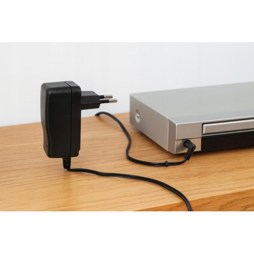 Zasilacz stabilizowany uniwersalny 100-240V 3-12V 600mA DA11DBL