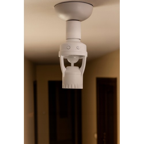 Czujnik ruchu oprawka na gwint E27 CR-6, max.60W, E27, AC220-240V GTV
