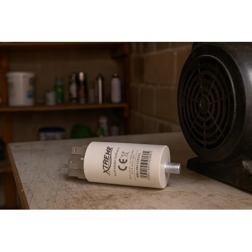 Kondensator rozruchowy silnika 12uF/450VAC konektor